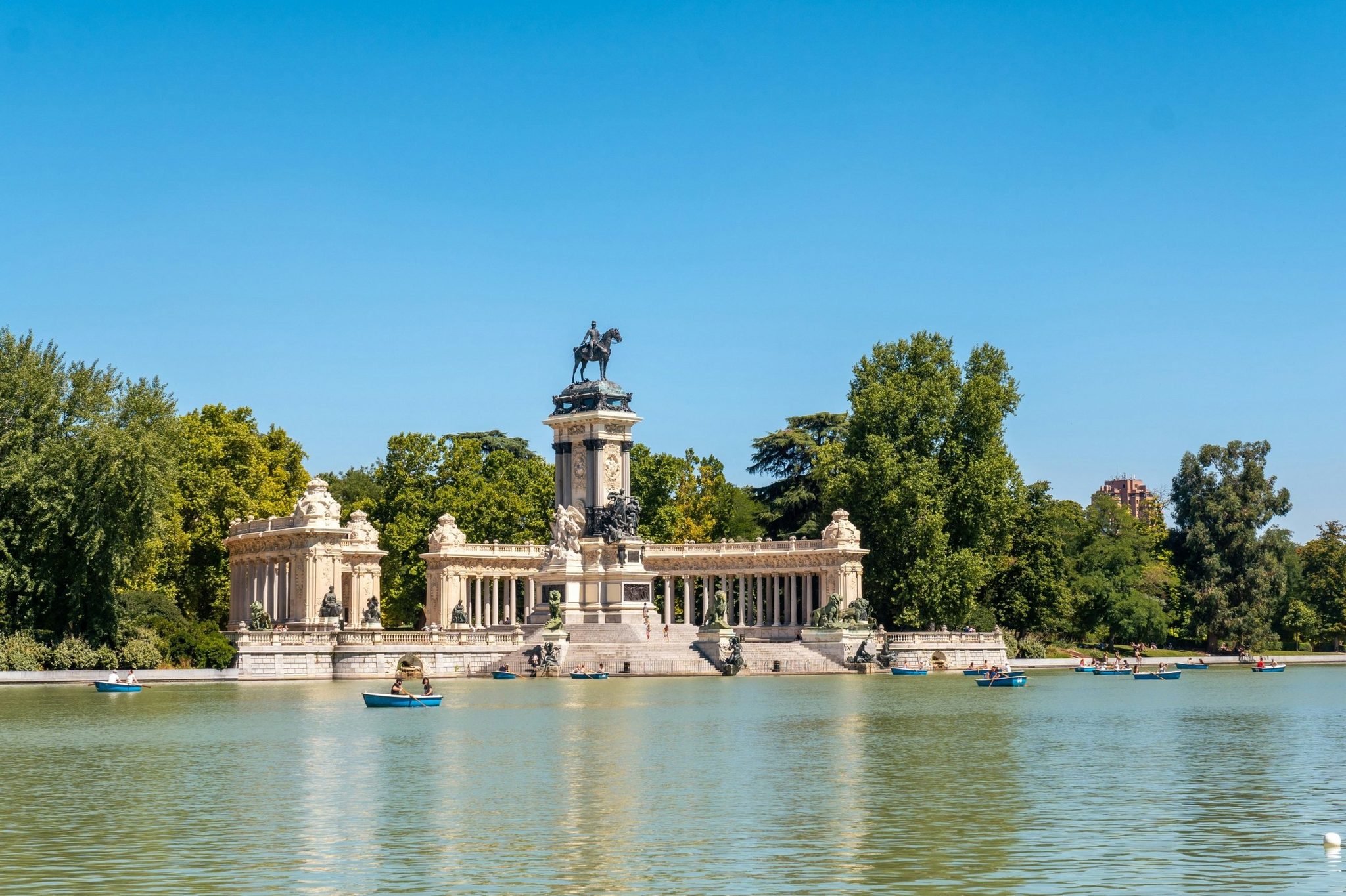 The lake in Retiro Park